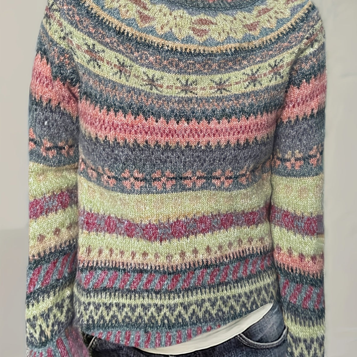 Nora Rundhals-Pullover – Produktansicht
