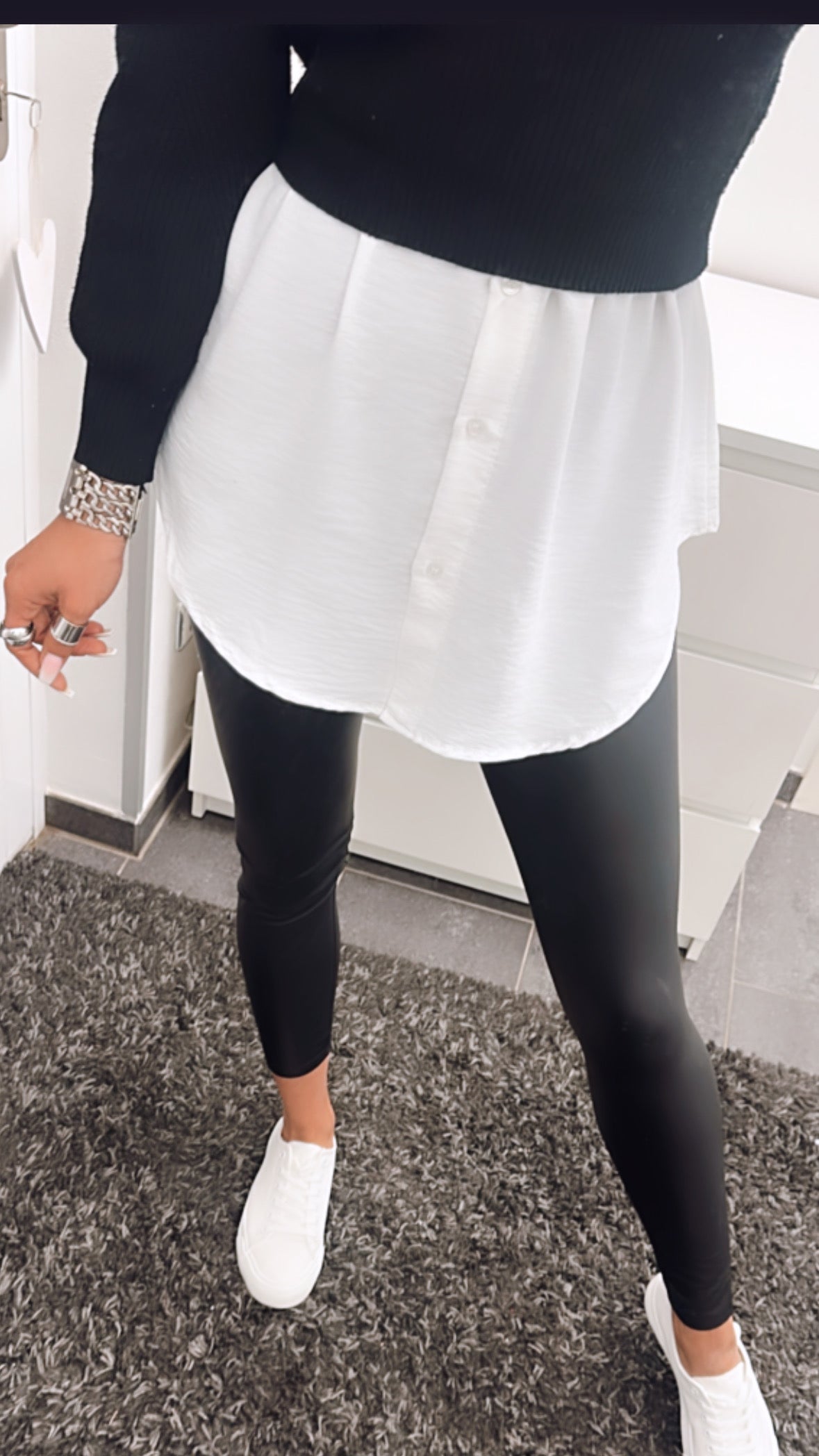 ARVON Mira Shirt Extender – Produktansicht